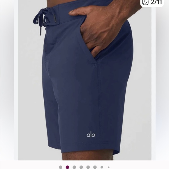 ALO plow Yoga Vibrant Blue Shorts - Picture 6 of 6